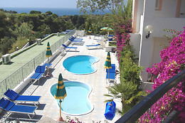 Hotel Castiglione Village