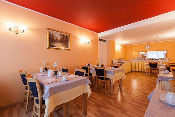 Hotel Nassa Garni - photo 0