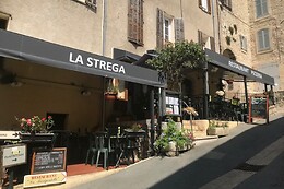 La Strega