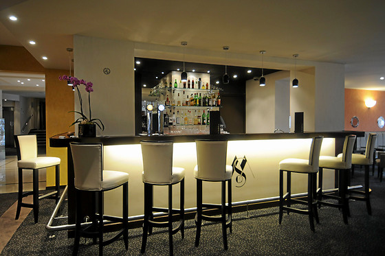 Hotel Mercure Maurepas St Quentin - photo 3