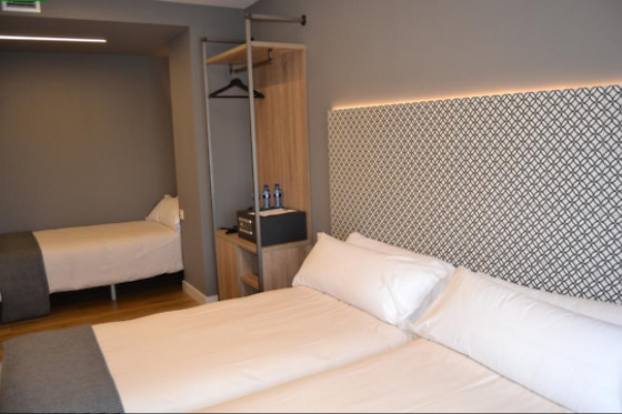 RENER HOTEL LOS CAMPONES - photo 4