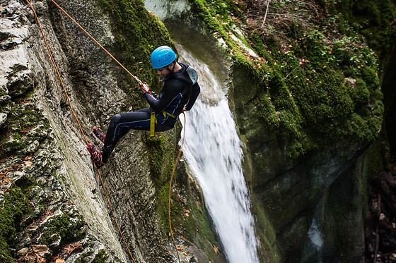 Outdoor canyoning - photo 0