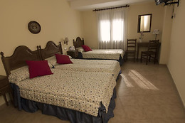 HOTEL MAYNO
