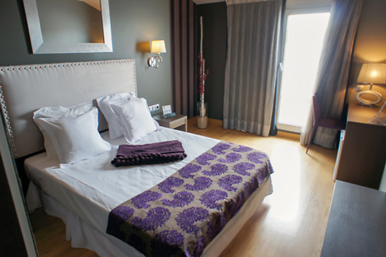HOTEL CISNEROS - photo 2