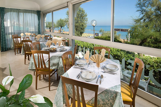 Hotel Gloria - photo 4