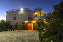 HOTEL PARAJE LA LAMBRA