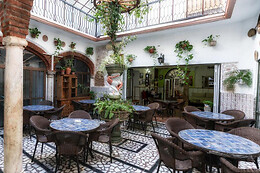 HOTEL LAS PALMERAS